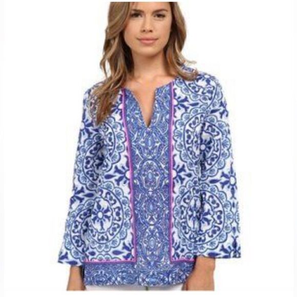 Lilly Pulitzer | blue and white peasant top - Picture 1 of 8